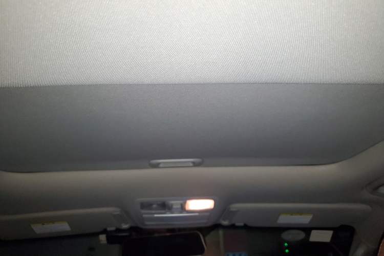 Used Hyundai Veracruz 2009 3.8L Luxury Edition Headliner