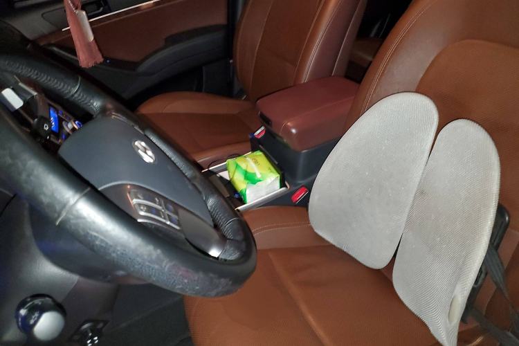 Used Hyundai Veracruz 2009 3.8L Luxury Edition Left Front Seat
