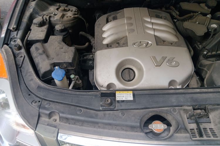 Used Hyundai Veracruz 2009 3.8L Comfort Edition Engine Bay Right