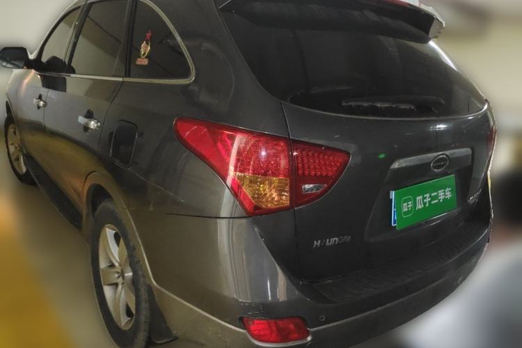 Used Hyundai Veracruz 2009 3.8L Comfort Edition Rear Left 45 Deg