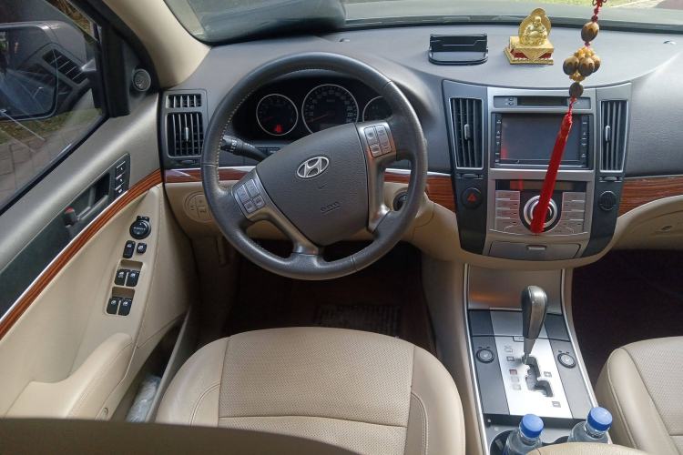 Used Hyundai Veracruz 2009 3.8L Comfort Edition Steering Wheel