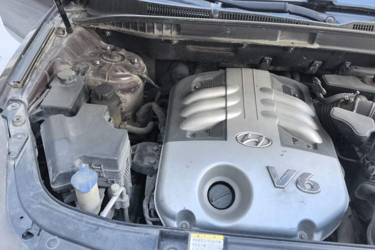Used Hyundai Veracruz 2009 3.8L Luxury Edition Engine Bay Right
