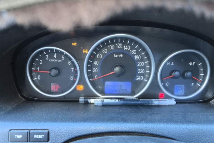 Used Hyundai Veracruz 2009 3.8L Luxury Edition Instrument Cluster