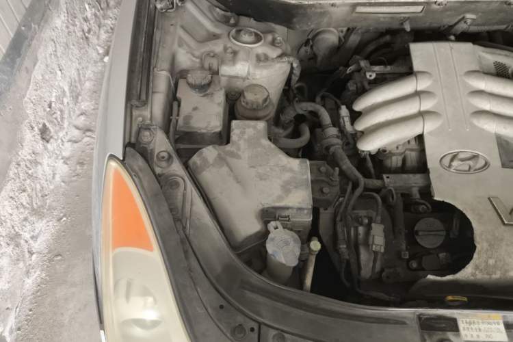 Used Hyundai Veracruz 2009 3.8L Luxury Edition Engine Bay Right