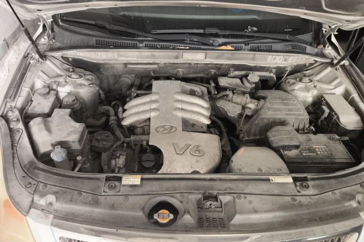 Used Hyundai Veracruz 2009 3.8L Luxury Edition Engine Bay