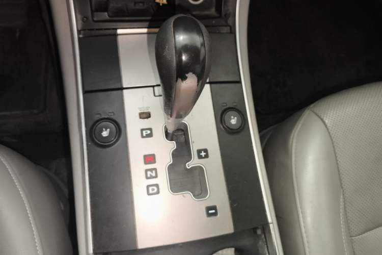 Used Hyundai Veracruz 2009 3.8L Luxury Edition Gear Lever