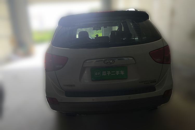Used Hyundai Veracruz 2009 3.8L Luxury Edition Rear