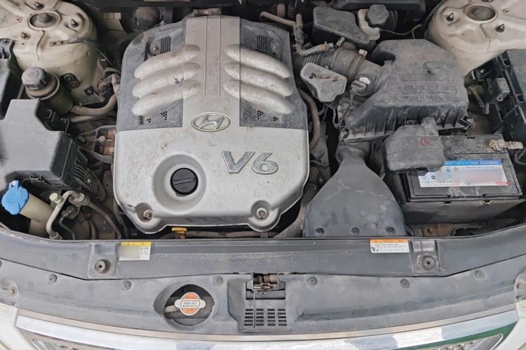 Used Hyundai Veracruz 2009 3.8L Comfort Edition Engine Bay