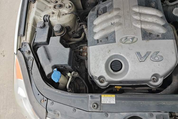 Used Hyundai Veracruz 2009 3.8L Comfort Edition Engine Bay Right