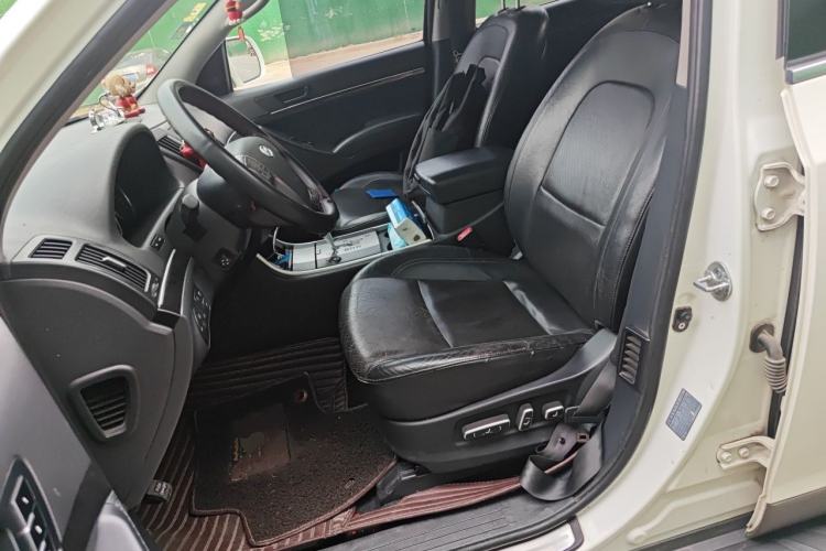 Used Hyundai Veracruz 2009 3.8L Comfort Edition Left Front Seat