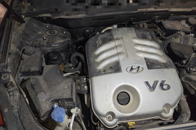 Used Hyundai Veracruz 2012 3.8L Luxury Edition Engine Bay Right