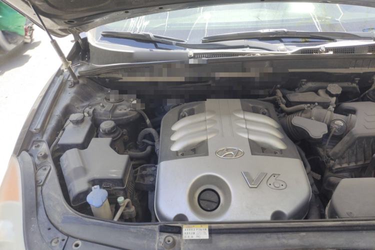 Used Hyundai Veracruz 2012 3.8L Comfort Edition Engine Bay Right