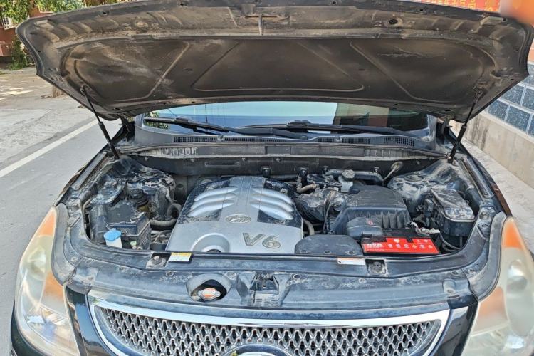Used Hyundai Veracruz 2012 3.8L Luxury Edition Engine Bay