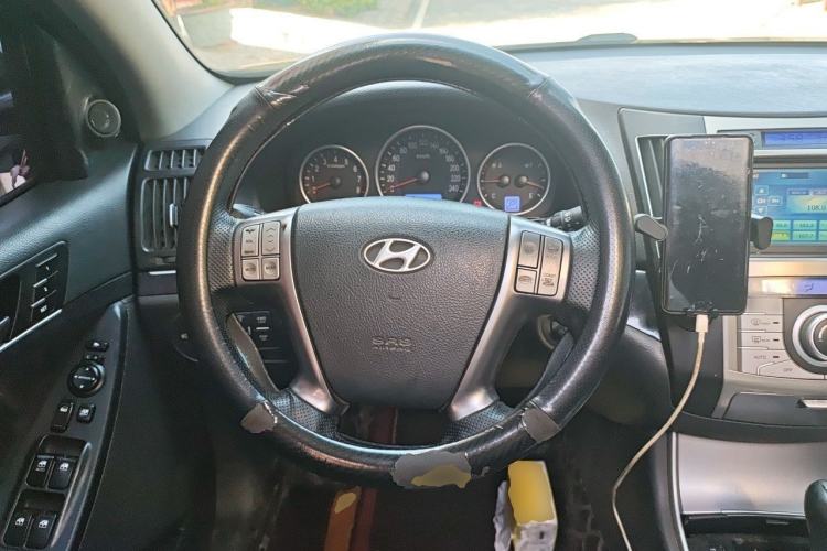 Used Hyundai Veracruz 2012 3.8L Luxury Edition Steering Wheel