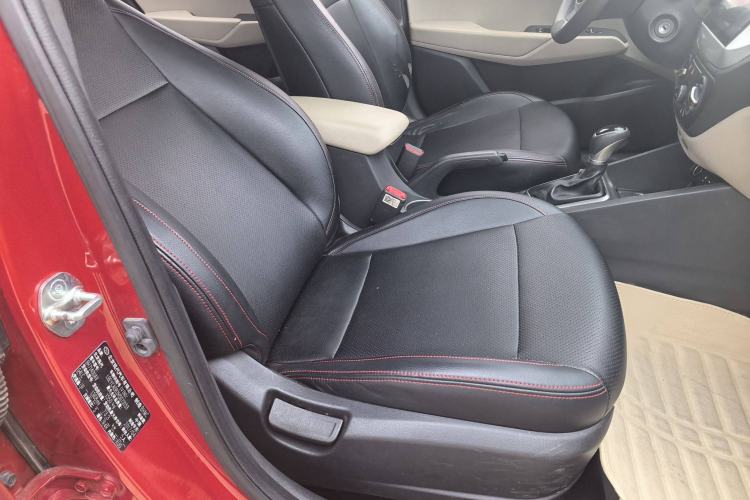 Used Hyundai Verna (new generation) 2016 1.4L Automatic Cool Edition GLS Interior 8
