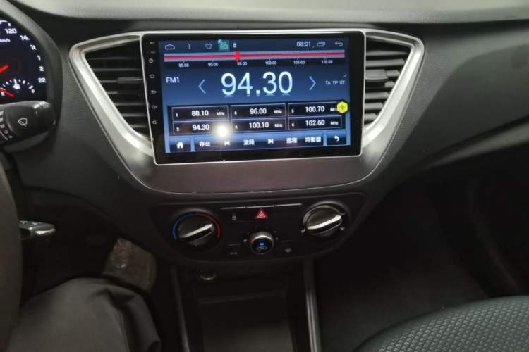 Used Hyundai Verna (new generation) 2016 1.4L Manual Cool Edition GLS Audio And AC Panel