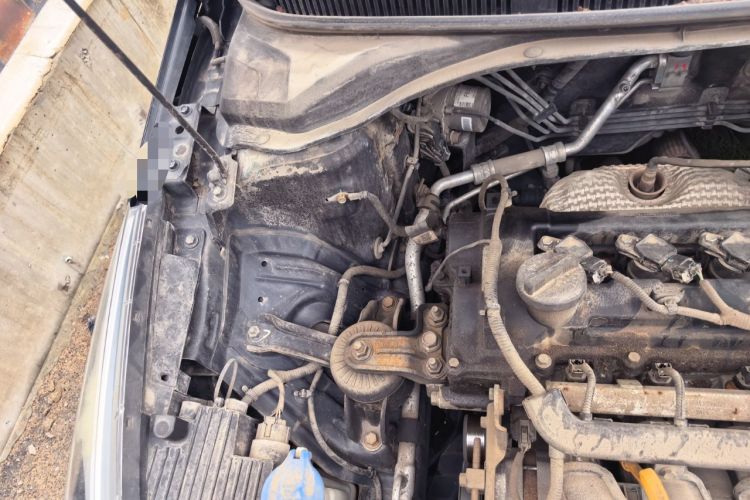 Used Hyundai Verna (new generation) 2016 1.4L Automatic Cool Edition GLS Engine Bay Right