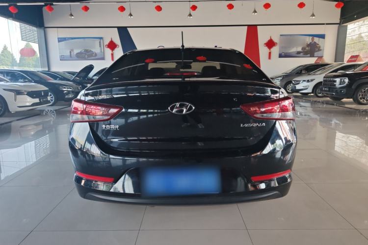 Used Hyundai Verna (new generation) 2016 1.4L Manual Cool Edition GLS Exterior 4