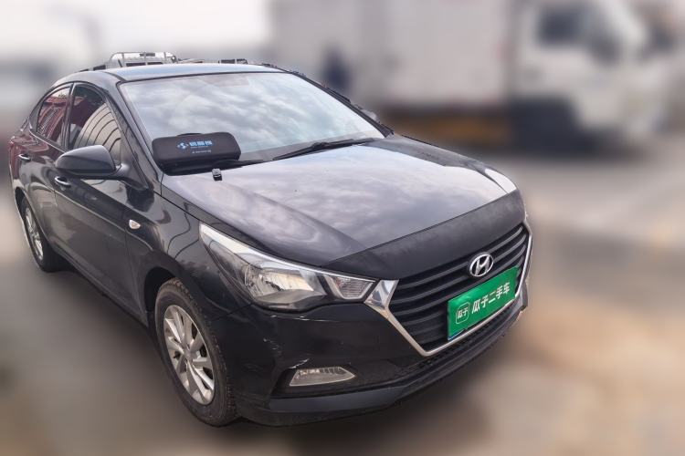 Used Hyundai Verna (new generation) 2016 1.4L Automatic Cool Edition GLS Front Right 45 Deg