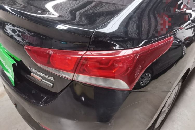 Used Hyundai Verna (new generation) 2016 1.4L Manual Cool Edition GLS Right Rear Taillight