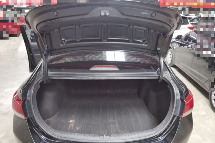 Used Hyundai Verna (new generation) 2016 1.4L Manual Cool Edition GLS Trunk