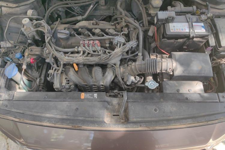 Used Hyundai Verna (new generation) 2016 1.4L Automatic Cool Edition GLS Engine Bay