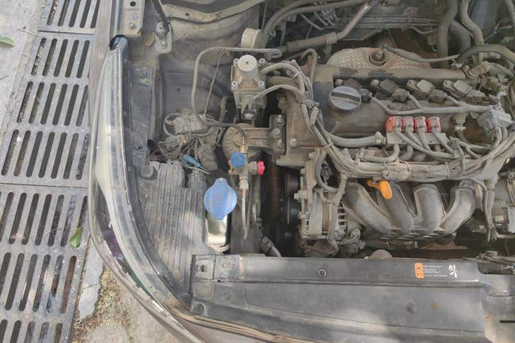 Used Hyundai Verna (new generation) 2016 1.4L Automatic Cool Edition GLS Engine Bay Right