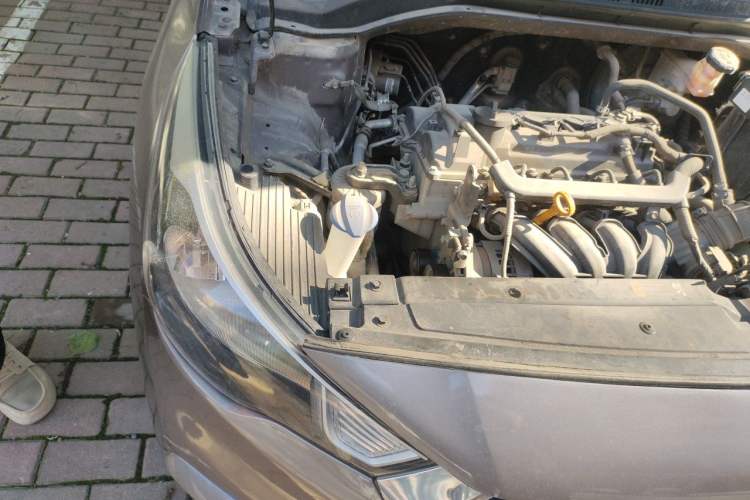 Used Hyundai Verna (new generation) 2016 1.4L Automatic Sport Edition Engine Bay Right