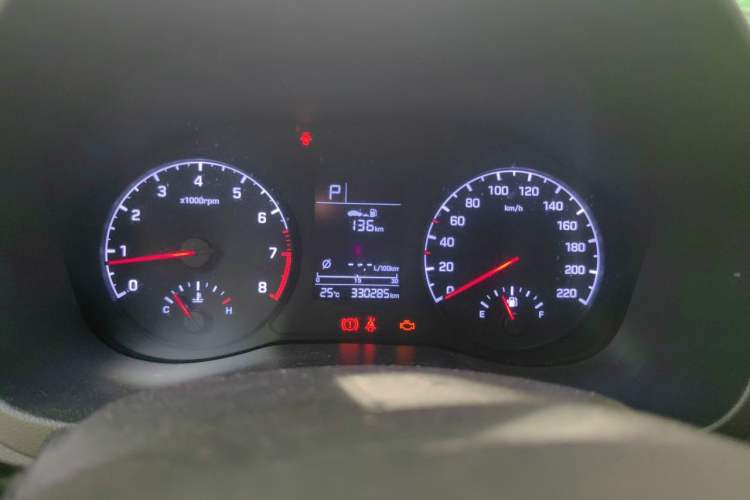 Used Hyundai Verna (new generation) 2016 1.4L Automatic Cool Edition GLS Instrument Cluster