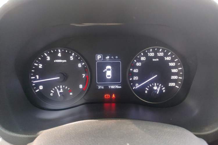 Used Hyundai Verna (new generation) 2016 1.4L Automatic Sport Edition Instrument Cluster
