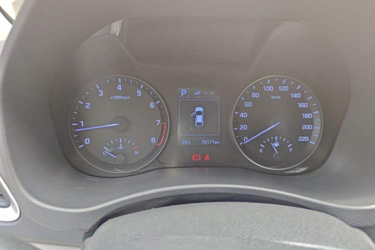 Used Hyundai Verna (new generation) 2016 1.4L Automatic Elite Edition TOP Instrument Cluster