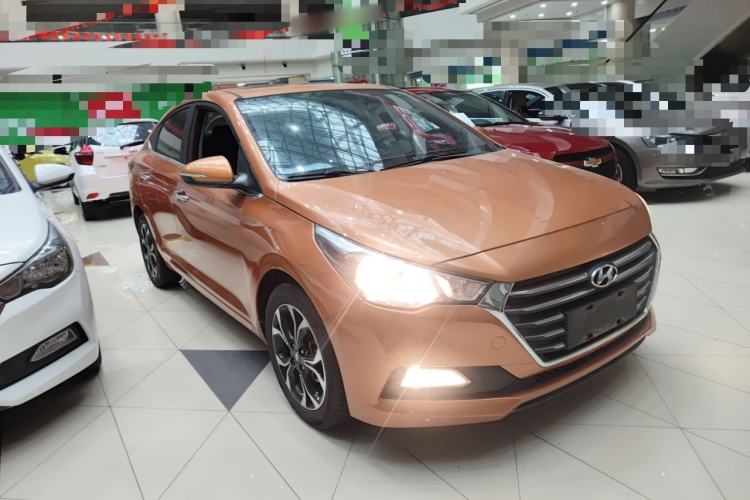 Used Hyundai Verna (new generation) 2016 1.6L Automatic Elite Edition TOP Exterior 1