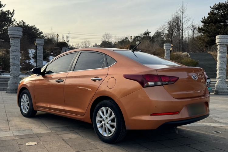 Used Hyundai Verna (new generation) 2016 1.4L Automatic Elite Edition TOP Exterior 3
