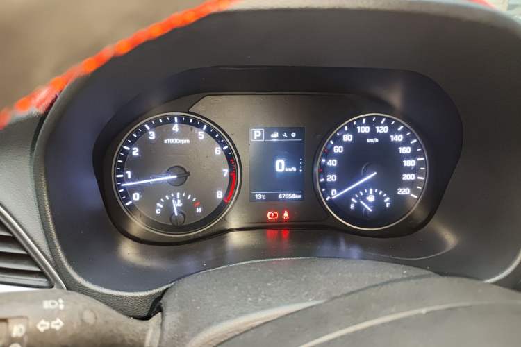 Used Hyundai Verna (new generation) 2016 1.6L Automatic Elite Edition TOP Instrument Cluster