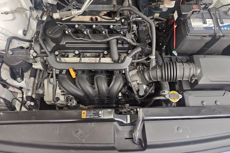 Used Hyundai Verna (new generation) 2016 1.4L Manual Cool Edition GLS Engine Bay