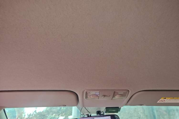 Used Hyundai Verna (new generation) 2016 1.4L Manual Cool Edition GLS Headliner