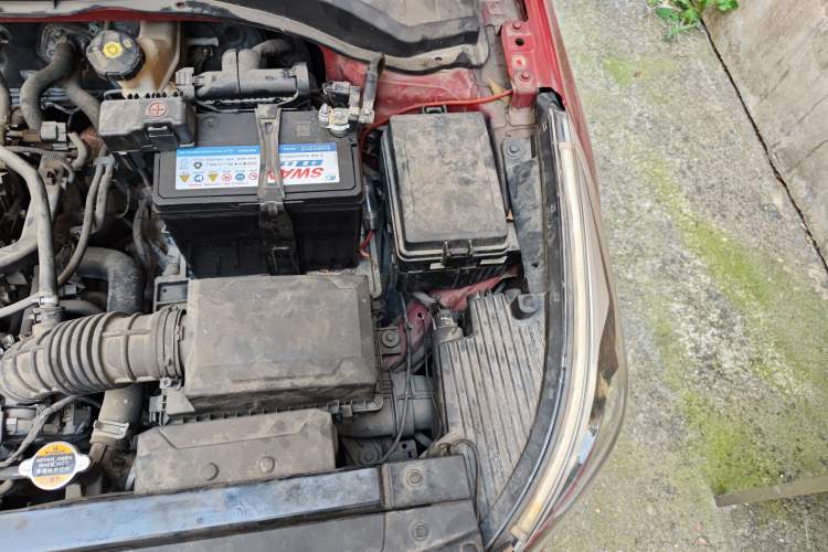 Used Hyundai Verna (new generation) 2016 1.4L Automatic Cool Edition GLS Engine Bay Left