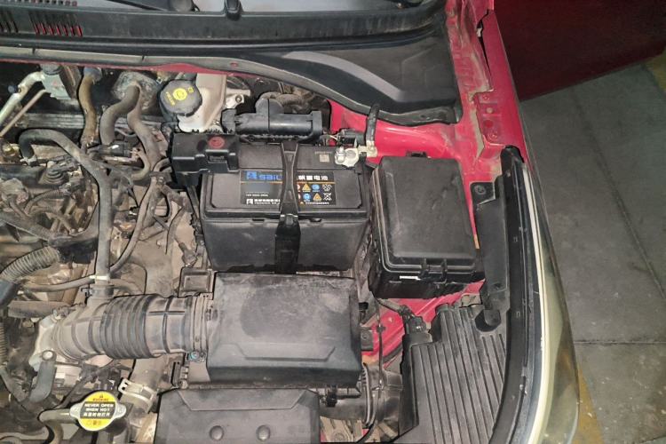 Used Hyundai Verna (new generation) 2016 1.4L Automatic Sport Edition Engine Bay Left