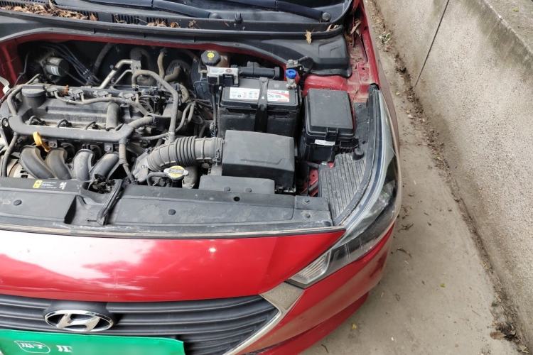Used Hyundai Verna (new generation) 2016 1.4L Automatic Sport Edition Engine Bay Left