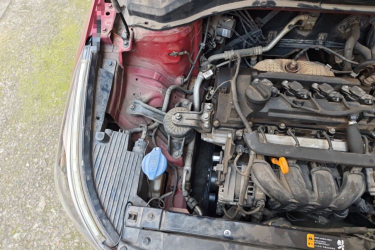 Used Hyundai Verna (new generation) 2016 1.4L Automatic Cool Edition GLS Engine Bay Right