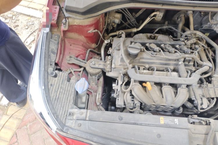 Used Hyundai Verna (new generation) 2016 1.4L Automatic Cool Edition GLS Engine Bay Right
