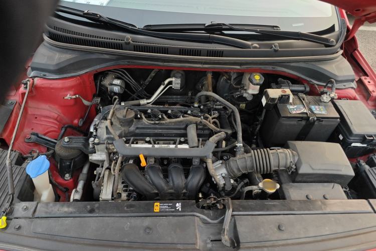 Used Hyundai Verna (new generation) 2016 1.4L Automatic Cool Edition GLS Engine Bay