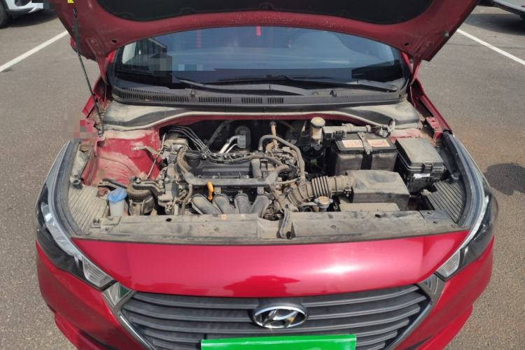 Used Hyundai Verna (new generation) 2016 1.4L Automatic Cool Edition GLS Engine Bay