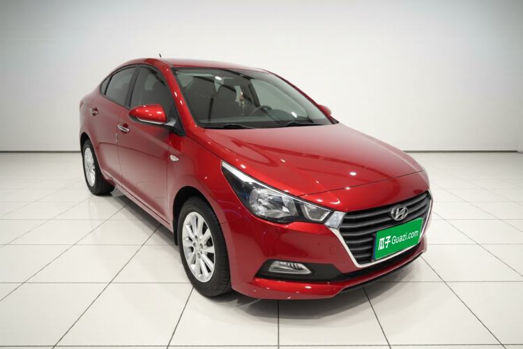 Used Hyundai Verna (new generation) 2016 1.4L Automatic Sport Edition Exterior 2