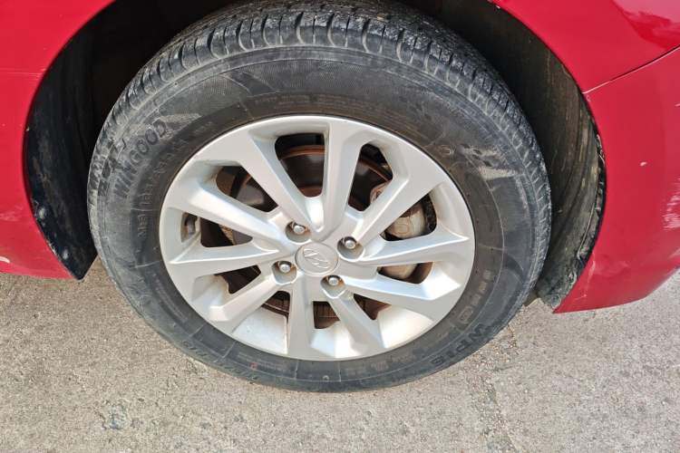 Used Hyundai Verna (new generation) 2016 1.4L Automatic Cool Edition GLS Exterior 4