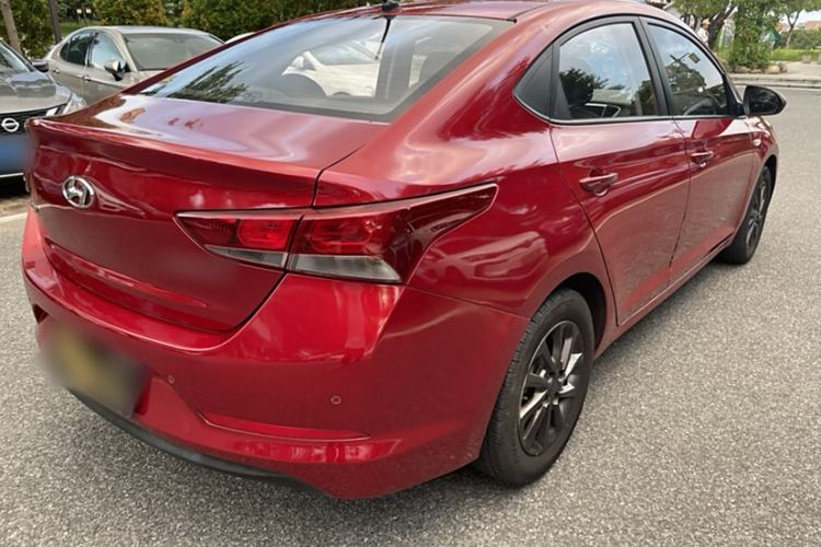 Used Hyundai Verna (new generation) 2016 1.4L Automatic Cool Edition GLS Exterior 6