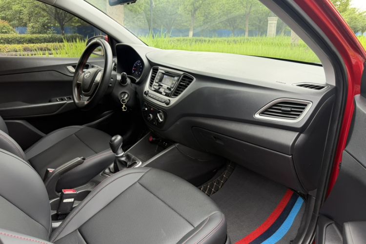 Used Hyundai Verna (new generation) 2016 1.4L Manual Cool Edition GLS Exterior 6