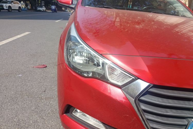 Used Hyundai Verna (new generation) 2016 1.4L Automatic Sport Edition Exterior 6