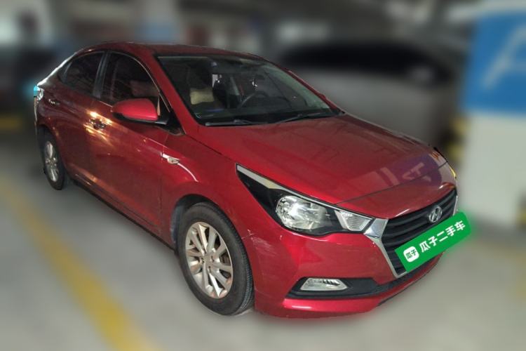 Used Hyundai Verna (new generation) 2016 1.4L Automatic Sport Edition Front Right 45 Deg