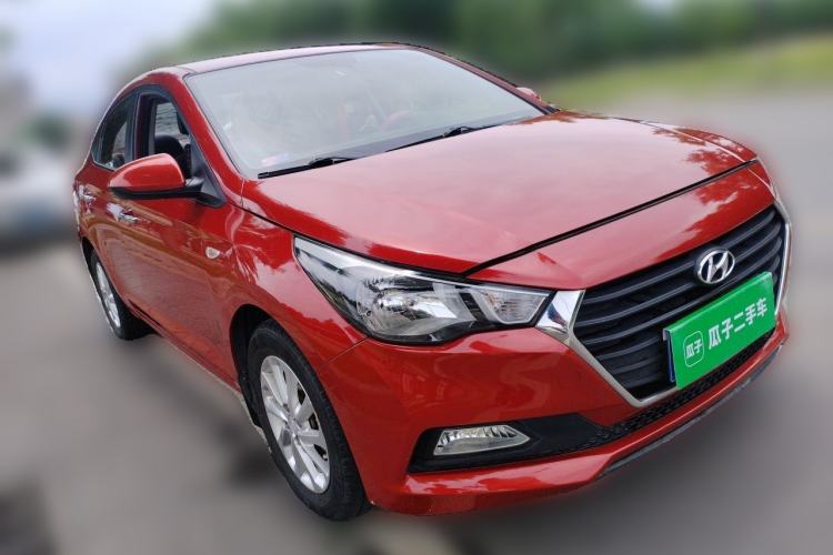 Used Hyundai Verna (new generation) 2016 1.4L Automatic Sport Edition Front Right 45 Deg